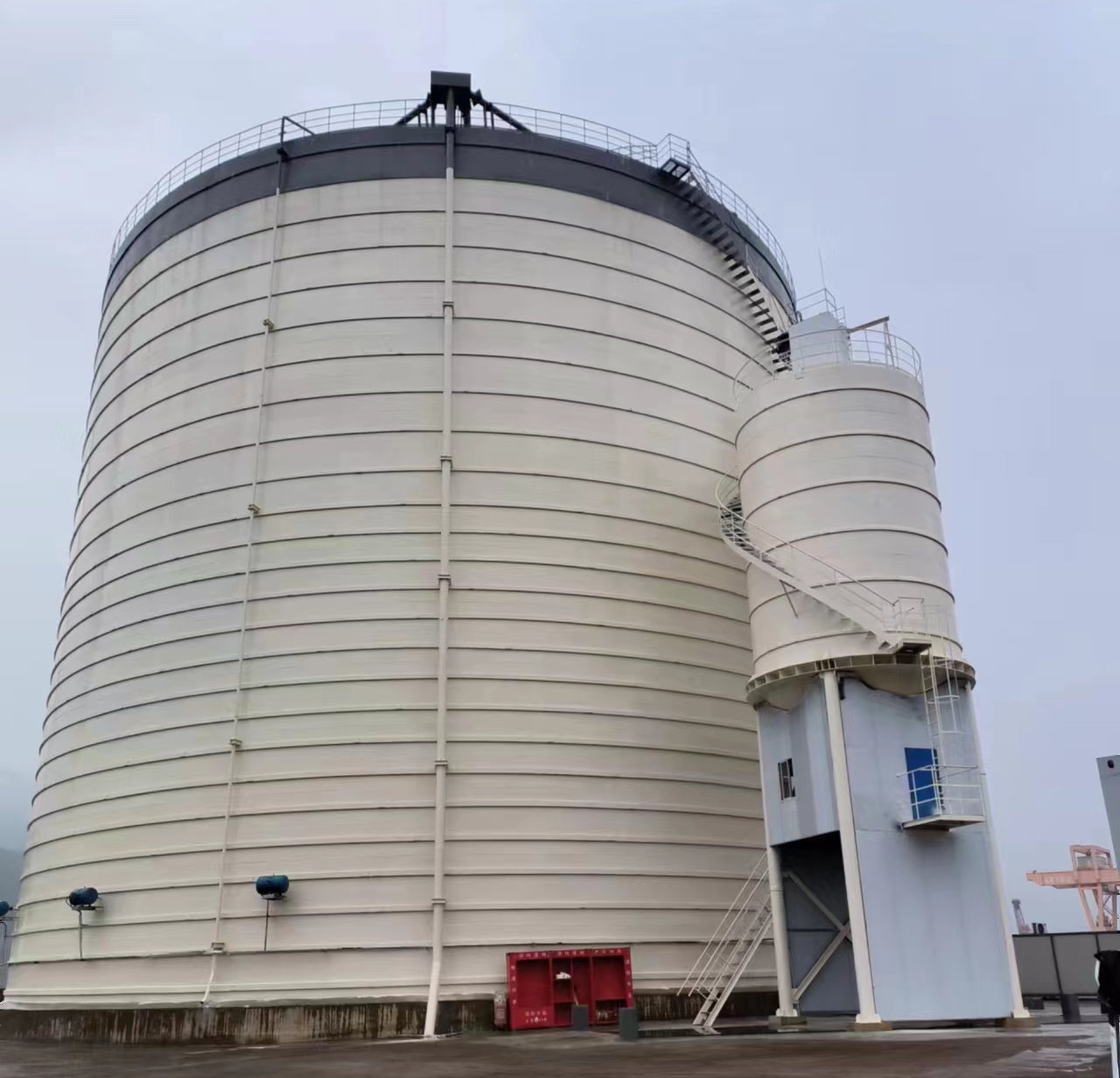 和龙10万吨水泥钢板库